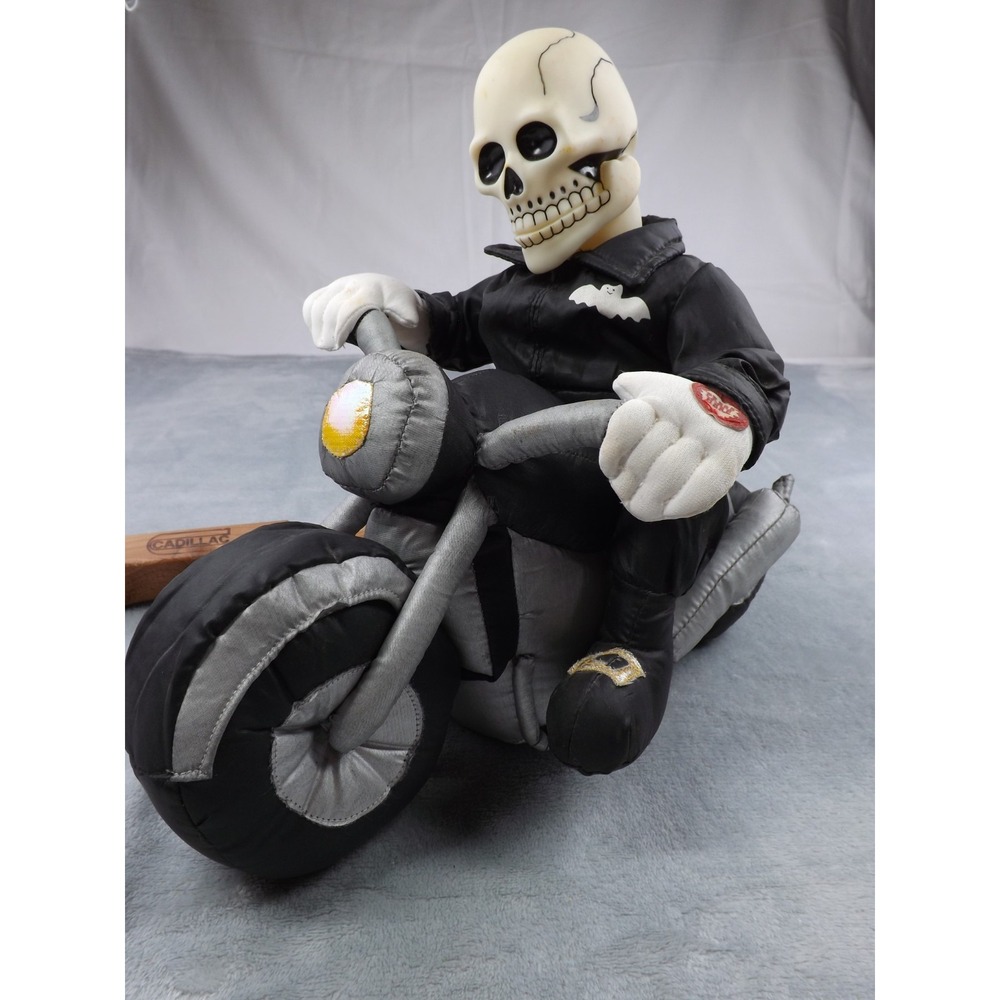 Halloween‎ Vintage 2002 Skeleton on Motorcycle Skull Crossbones Bat Plush